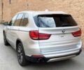 Серый БМВ Х5, объемом двигателя 3 л и пробегом 119 тыс. км за 12500 $, фото 4 на Automoto.ua