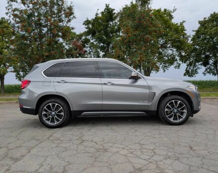 Сірий БМВ Х5, об'ємом двигуна 3 л та пробігом 202 тис. км за 18299 $, фото 12 на Automoto.ua