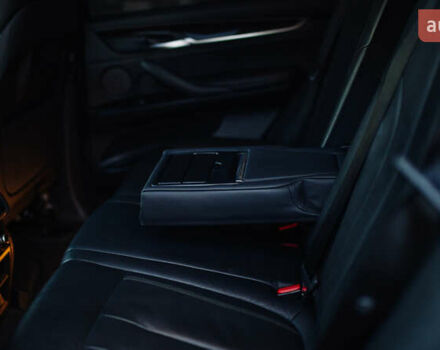 Серый БМВ Х5, объемом двигателя 2.98 л и пробегом 141 тыс. км за 29500 $, фото 31 на Automoto.ua