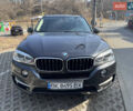 Серый БМВ Х5, объемом двигателя 3 л и пробегом 188 тыс. км за 26000 $, фото 1 на Automoto.ua