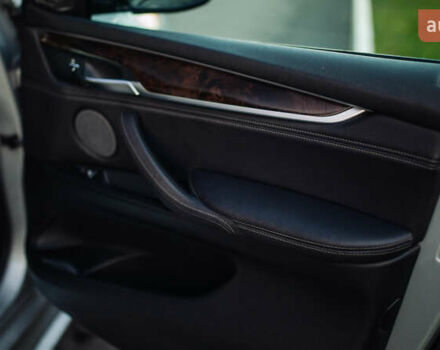 Серый БМВ Х5, объемом двигателя 2.98 л и пробегом 141 тыс. км за 29500 $, фото 27 на Automoto.ua