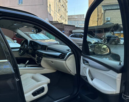 Серый БМВ Х5, объемом двигателя 2 л и пробегом 247 тыс. км за 27000 $, фото 11 на Automoto.ua
