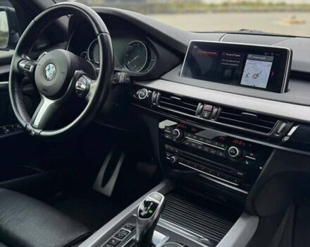 Серый БМВ Х5, объемом двигателя 2.99 л и пробегом 299 тыс. км за 28800 $, фото 23 на Automoto.ua