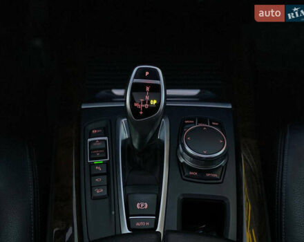 Серый БМВ Х5, объемом двигателя 2.99 л и пробегом 130 тыс. км за 33900 $, фото 15 на Automoto.ua