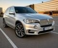 Сірий БМВ Х5, об'ємом двигуна 2 л та пробігом 160 тис. км за 27500 $, фото 1 на Automoto.ua