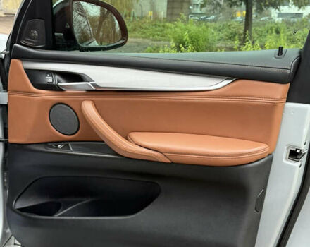 Серый БМВ Х5, объемом двигателя 3 л и пробегом 235 тыс. км за 29999 $, фото 96 на Automoto.ua