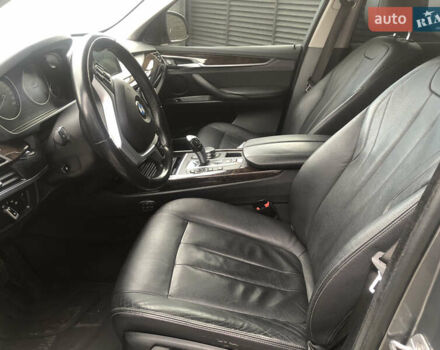 Серый БМВ Х5, объемом двигателя 2 л и пробегом 187 тыс. км за 30500 $, фото 9 на Automoto.ua