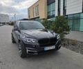 Сірий БМВ Х5, об'ємом двигуна 2 л та пробігом 165 тис. км за 29700 $, фото 1 на Automoto.ua