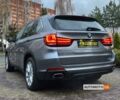 Серый БМВ Х5, объемом двигателя 3 л и пробегом 186 тыс. км за 32500 $, фото 4 на Automoto.ua