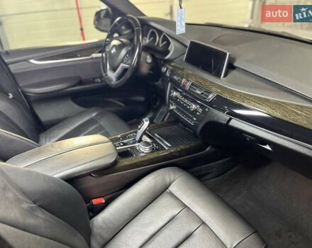 Сірий БМВ Х5, об'ємом двигуна 2.98 л та пробігом 158 тис. км за 25800 $, фото 17 на Automoto.ua