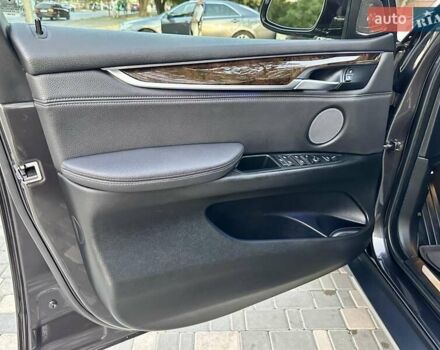 Сірий БМВ Х5, об'ємом двигуна 2 л та пробігом 236 тис. км за 26900 $, фото 27 на Automoto.ua