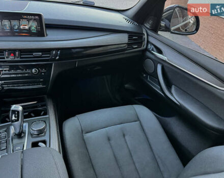 Сірий БМВ Х5, об'ємом двигуна 2 л та пробігом 166 тис. км за 25700 $, фото 17 на Automoto.ua