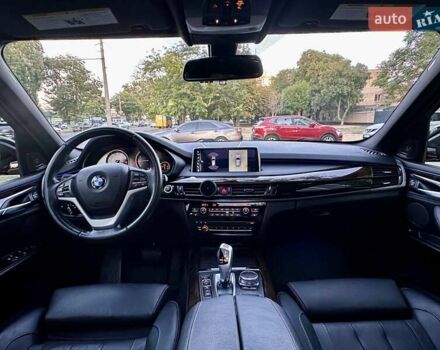 Сірий БМВ Х5, об'ємом двигуна 2 л та пробігом 236 тис. км за 26900 $, фото 44 на Automoto.ua