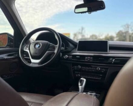 Серый БМВ Х5, объемом двигателя 3 л и пробегом 58 тыс. км за 25000 $, фото 7 на Automoto.ua