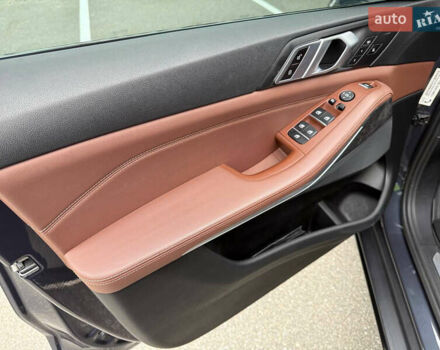 Серый БМВ Х5, объемом двигателя 2.99 л и пробегом 120 тыс. км за 52000 $, фото 23 на Automoto.ua