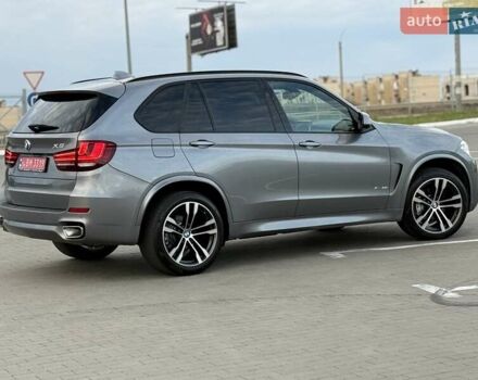 Сірий БМВ Х5, об'ємом двигуна 2.98 л та пробігом 116 тис. км за 35500 $, фото 49 на Automoto.ua