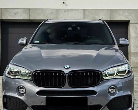 Серый БМВ Х5, объемом двигателя 2 л и пробегом 117 тыс. км за 24000 $, фото 1 на Automoto.ua