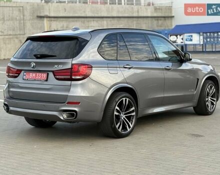 Сірий БМВ Х5, об'ємом двигуна 2.98 л та пробігом 116 тис. км за 35500 $, фото 5 на Automoto.ua