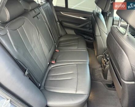Сірий БМВ Х5, об'ємом двигуна 2.98 л та пробігом 116 тис. км за 35500 $, фото 31 на Automoto.ua