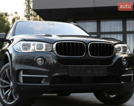 Серый БМВ Х5, объемом двигателя 3 л и пробегом 232 тыс. км за 29999 $, фото 6 на Automoto.ua