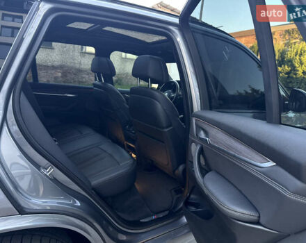 Сірий БМВ Х5, об'ємом двигуна 3 л та пробігом 204 тис. км за 41500 $, фото 55 на Automoto.ua