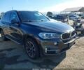Серый БМВ Х5, объемом двигателя 3 л и пробегом 186 тыс. км за 8500 $, фото 1 на Automoto.ua