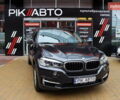 Сірий БМВ Х5, об'ємом двигуна 2 л та пробігом 157 тис. км за 37400 $, фото 1 на Automoto.ua