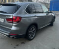 Серый БМВ Х5, объемом двигателя 3 л и пробегом 105 тыс. км за 35000 $, фото 6 на Automoto.ua