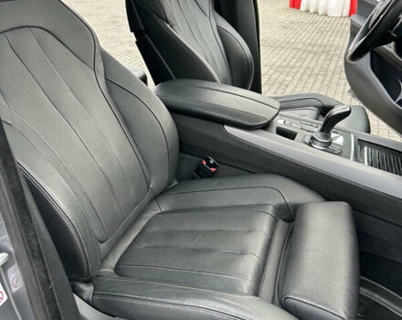 Сірий БМВ Х5, об'ємом двигуна 2.99 л та пробігом 67 тис. км за 45350 $, фото 28 на Automoto.ua