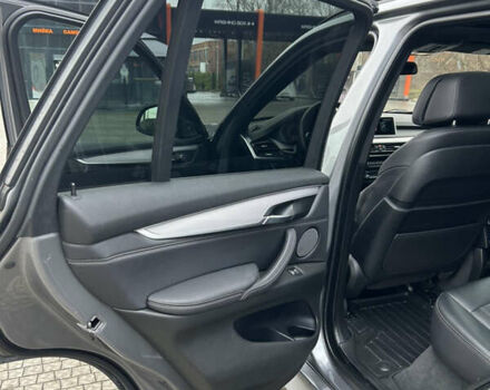 Сірий БМВ Х5, об'ємом двигуна 2.99 л та пробігом 67 тис. км за 45350 $, фото 23 на Automoto.ua