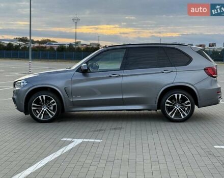 Сірий БМВ Х5, об'ємом двигуна 2.98 л та пробігом 116 тис. км за 35500 $, фото 8 на Automoto.ua