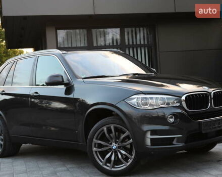 Серый БМВ Х5, объемом двигателя 3 л и пробегом 232 тыс. км за 29999 $, фото 5 на Automoto.ua