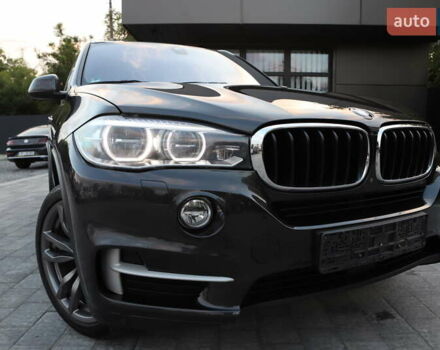 Серый БМВ Х5, объемом двигателя 3 л и пробегом 232 тыс. км за 29999 $, фото 11 на Automoto.ua