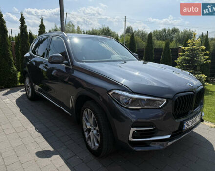 Серый БМВ Х5, объемом двигателя 3 л и пробегом 104 тыс. км за 49990 $, фото 2 на Automoto.ua