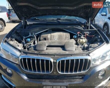 Серый БМВ Х5, объемом двигателя 3 л и пробегом 231 тыс. км за 9800 $, фото 3 на Automoto.ua