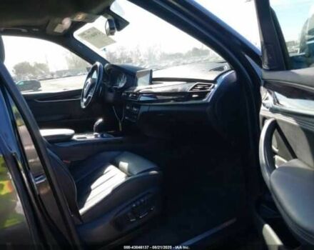 Серый БМВ Х5, объемом двигателя 3 л и пробегом 186 тыс. км за 8500 $, фото 4 на Automoto.ua