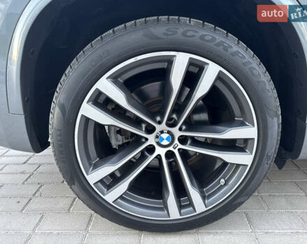Сірий БМВ Х5, об'ємом двигуна 3 л та пробігом 204 тис. км за 41500 $, фото 26 на Automoto.ua