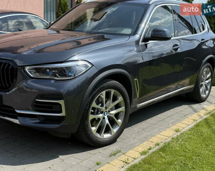 Серый БМВ Х5, объемом двигателя 3 л и пробегом 104 тыс. км за 49990 $, фото 3 на Automoto.ua