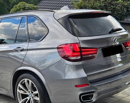 Серый БМВ Х5, объемом двигателя 2 л и пробегом 117 тыс. км за 24000 $, фото 2 на Automoto.ua