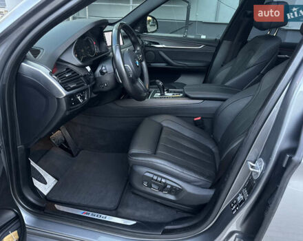 Сірий БМВ Х5, об'ємом двигуна 3 л та пробігом 204 тис. км за 41500 $, фото 35 на Automoto.ua