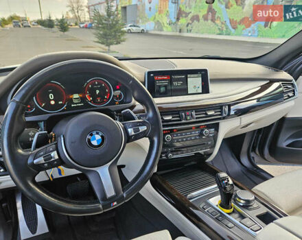 Сірий БМВ Х5, об'ємом двигуна 2.99 л та пробігом 225 тис. км за 43000 $, фото 4 на Automoto.ua