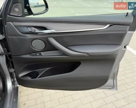 Сірий БМВ Х5, об'ємом двигуна 2.98 л та пробігом 116 тис. км за 35500 $, фото 35 на Automoto.ua