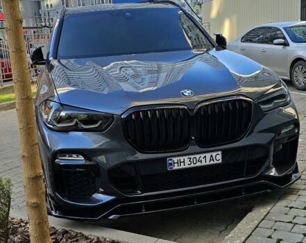 Серый БМВ Х5, объемом двигателя 3 л и пробегом 65 тыс. км за 49900 $, фото 1 на Automoto.ua