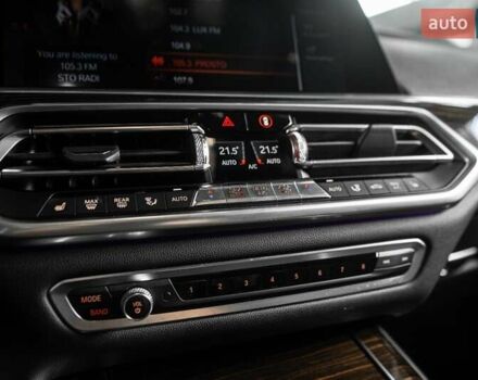 Серый БМВ Х5, объемом двигателя 3 л и пробегом 61 тыс. км за 51900 $, фото 3 на Automoto.ua