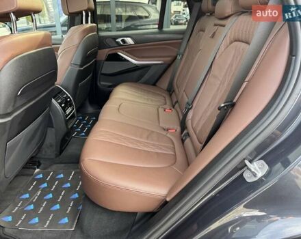 Серый БМВ Х5, объемом двигателя 3 л и пробегом 143 тыс. км за 71900 $, фото 33 на Automoto.ua