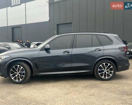 Серый БМВ Х5, объемом двигателя 3 л и пробегом 145 тыс. км за 48000 $, фото 3 на Automoto.ua