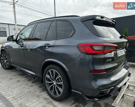 Серый БМВ Х5, объемом двигателя 3 л и пробегом 220 тыс. км за 50000 $, фото 5 на Automoto.ua