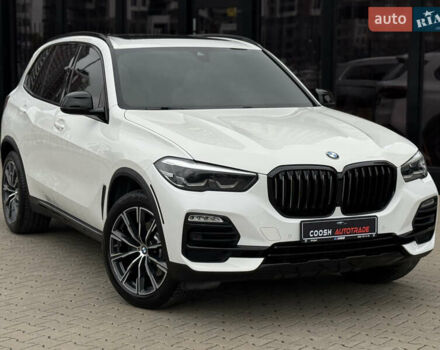 Серый БМВ Х5, объемом двигателя 3 л и пробегом 160 тыс. км за 41500 $, фото 1 на Automoto.ua