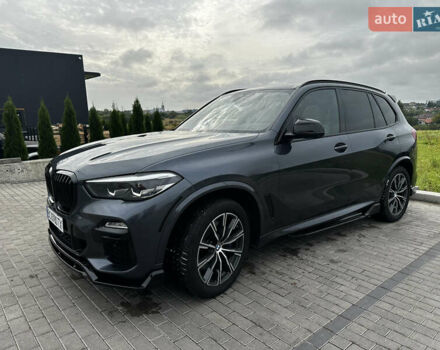 Серый БМВ Х5, объемом двигателя 3 л и пробегом 220 тыс. км за 50000 $, фото 3 на Automoto.ua