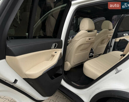 Серый БМВ Х5, объемом двигателя 3 л и пробегом 160 тыс. км за 41500 $, фото 25 на Automoto.ua